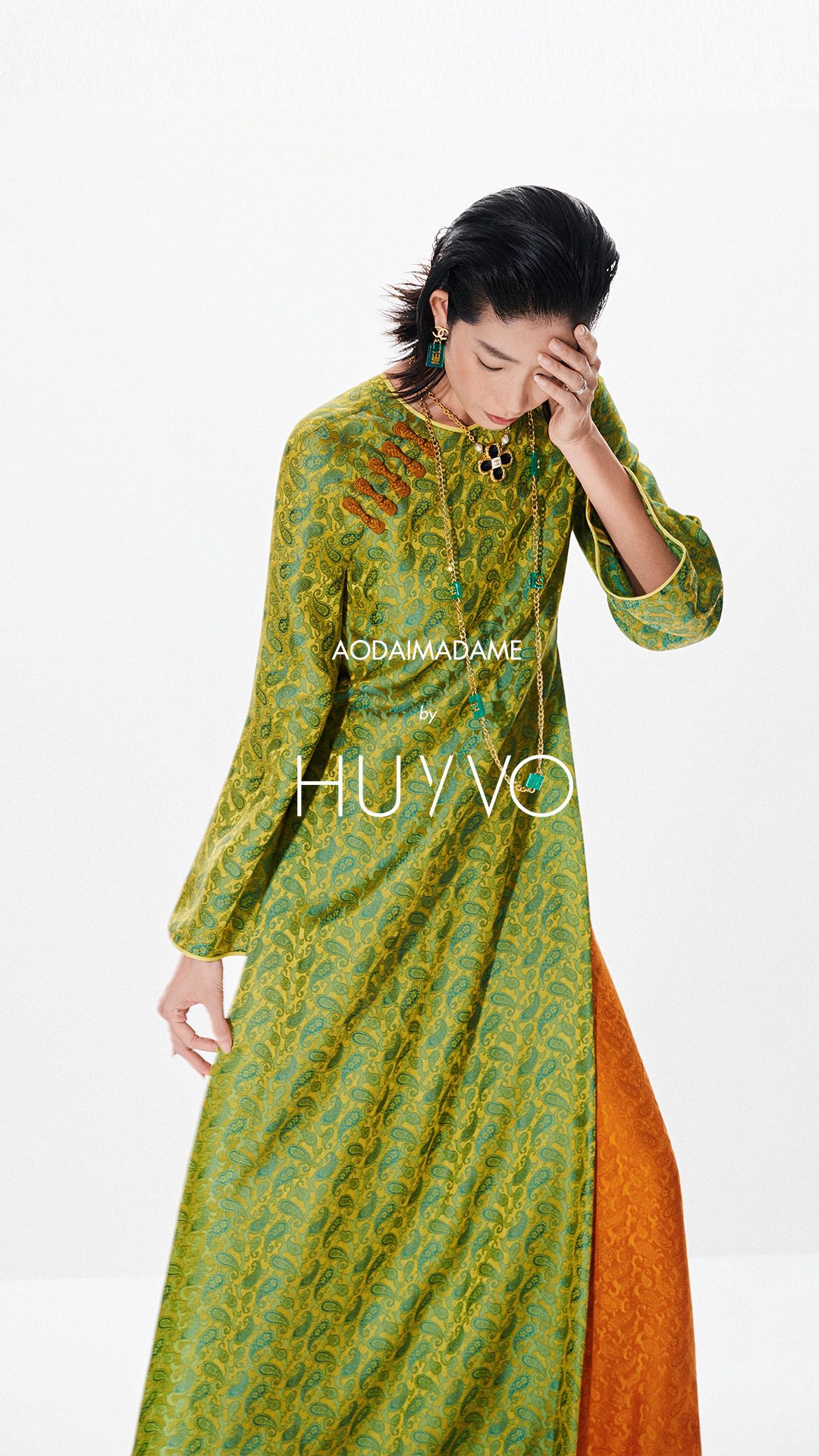 Thanh Lục Kim Hổ Phách – Peacock