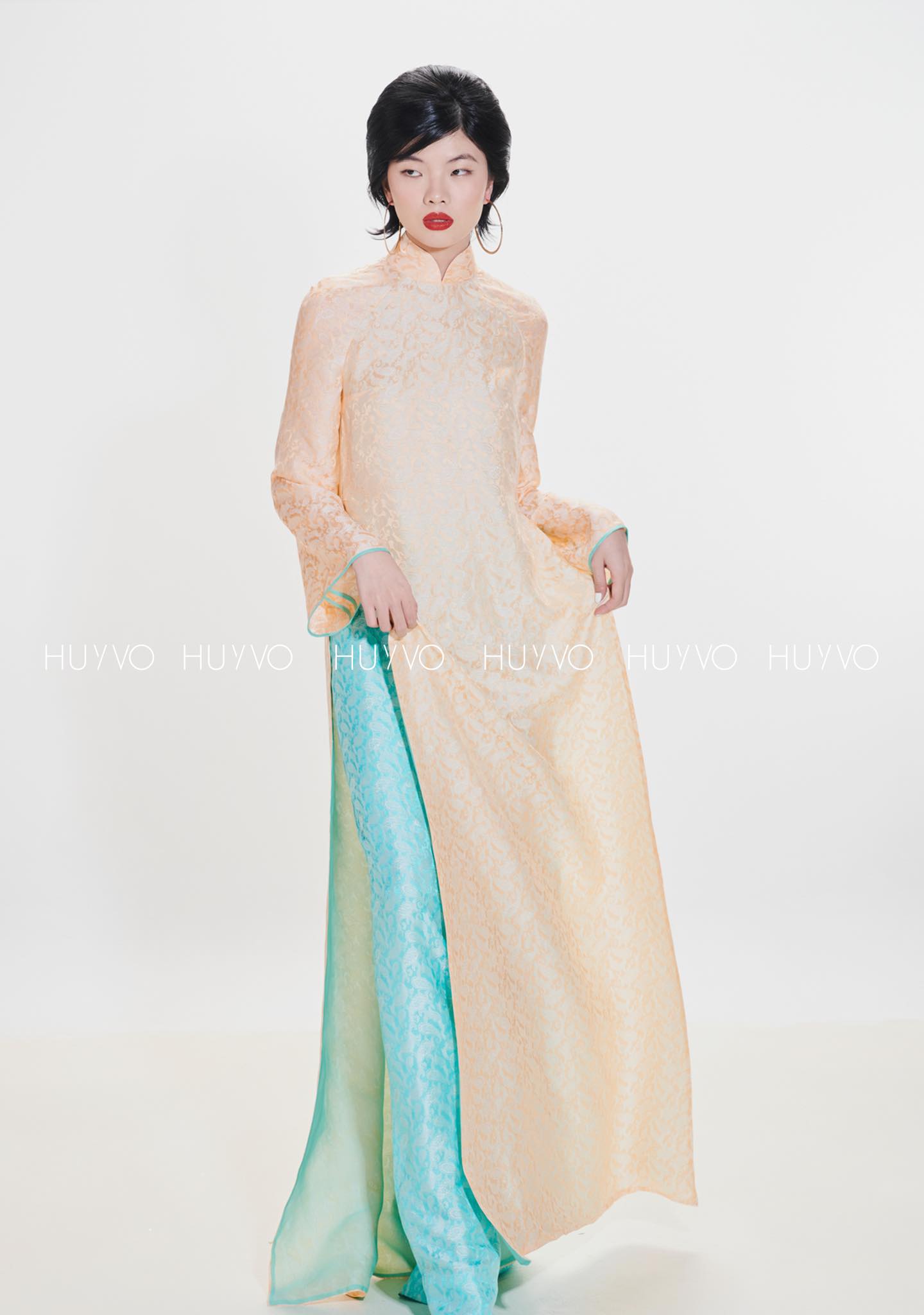 Cam Sữa – Peacock