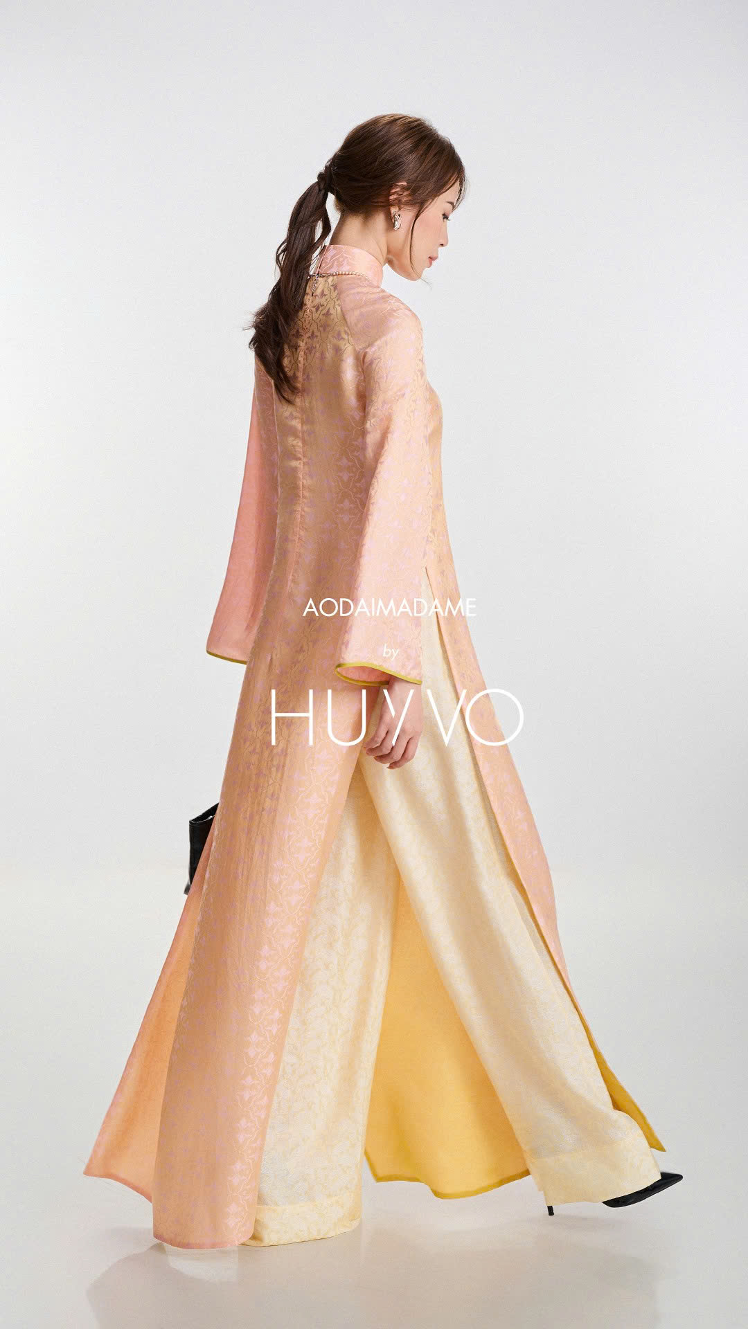 Sắc Đào – Abloom