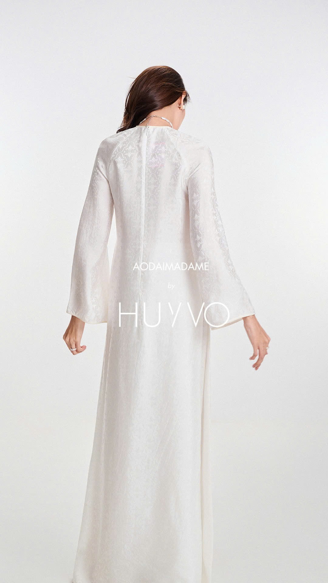 Sắc Trắng Thanh Khiết- Abloom