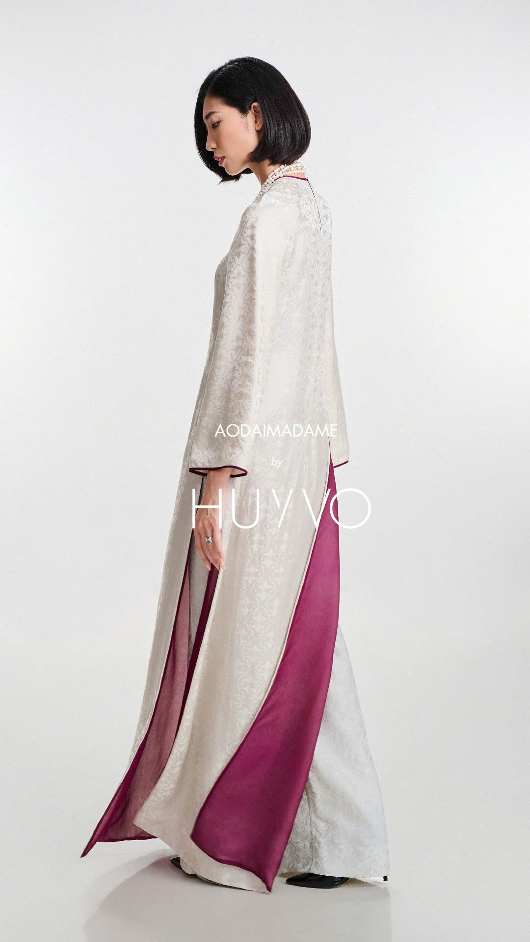 Sắc Xám Lập Xuân – The Imperial Grey Abloom