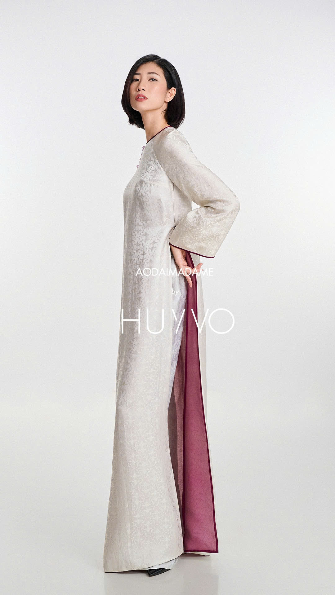 Sắc Xám Lập Xuân – The Imperial Grey Abloom