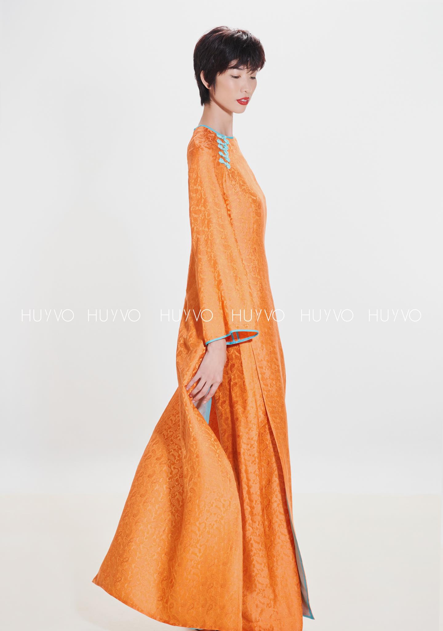 The Carrot Orange – Peacock