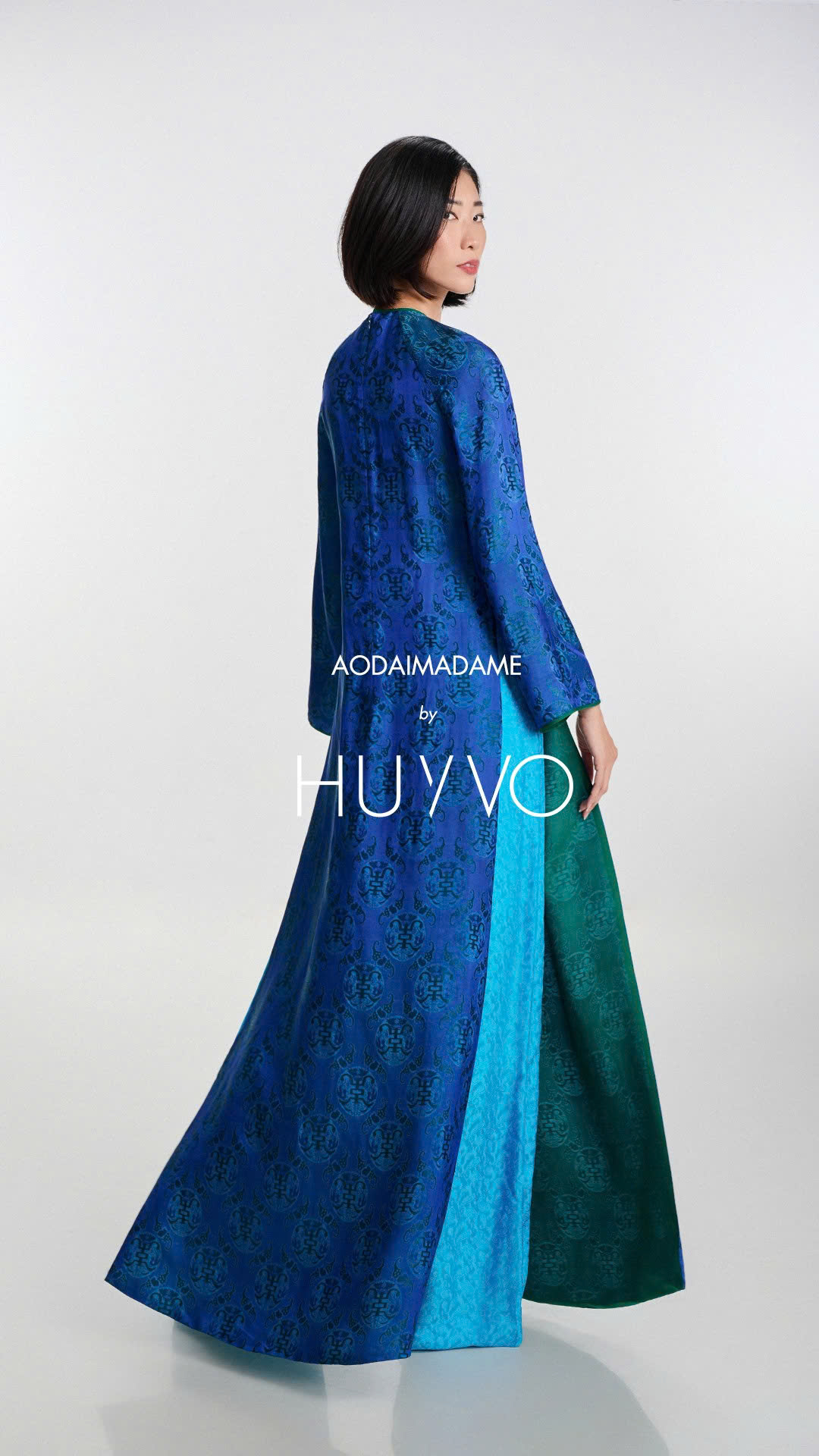 The Royal Blue  – Tradition